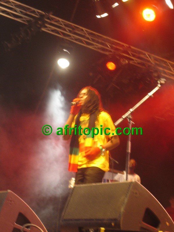 ../Images/Summerjam2005 112.jpg